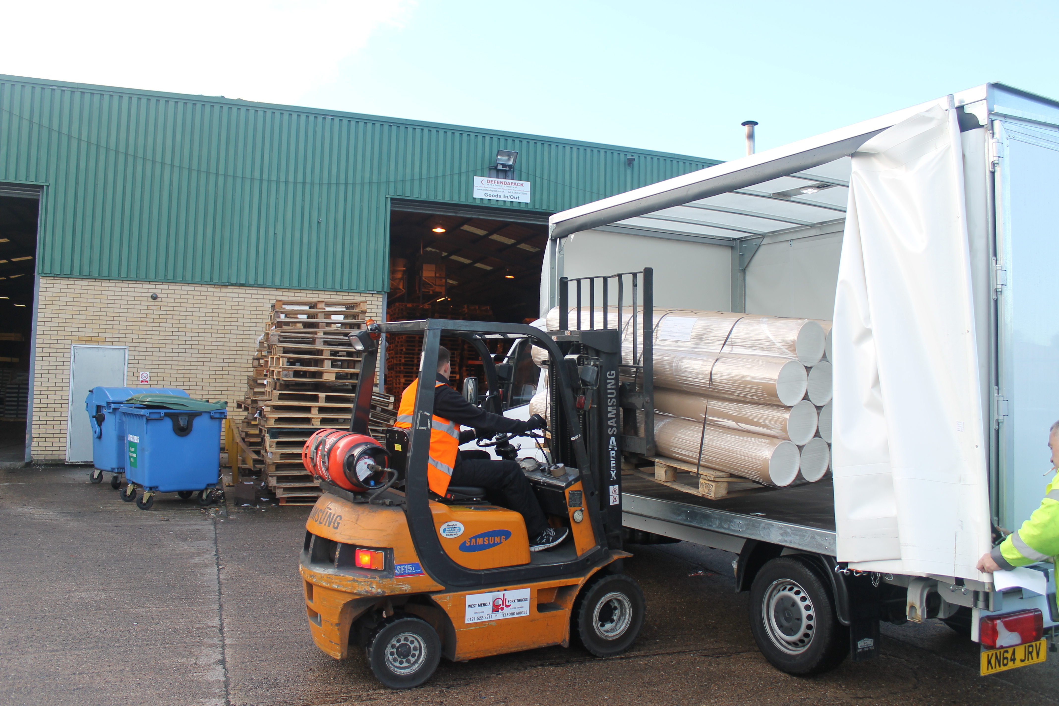 Birmingham Pallet Delivery & Distribution. Same Day or Overnight Delivery